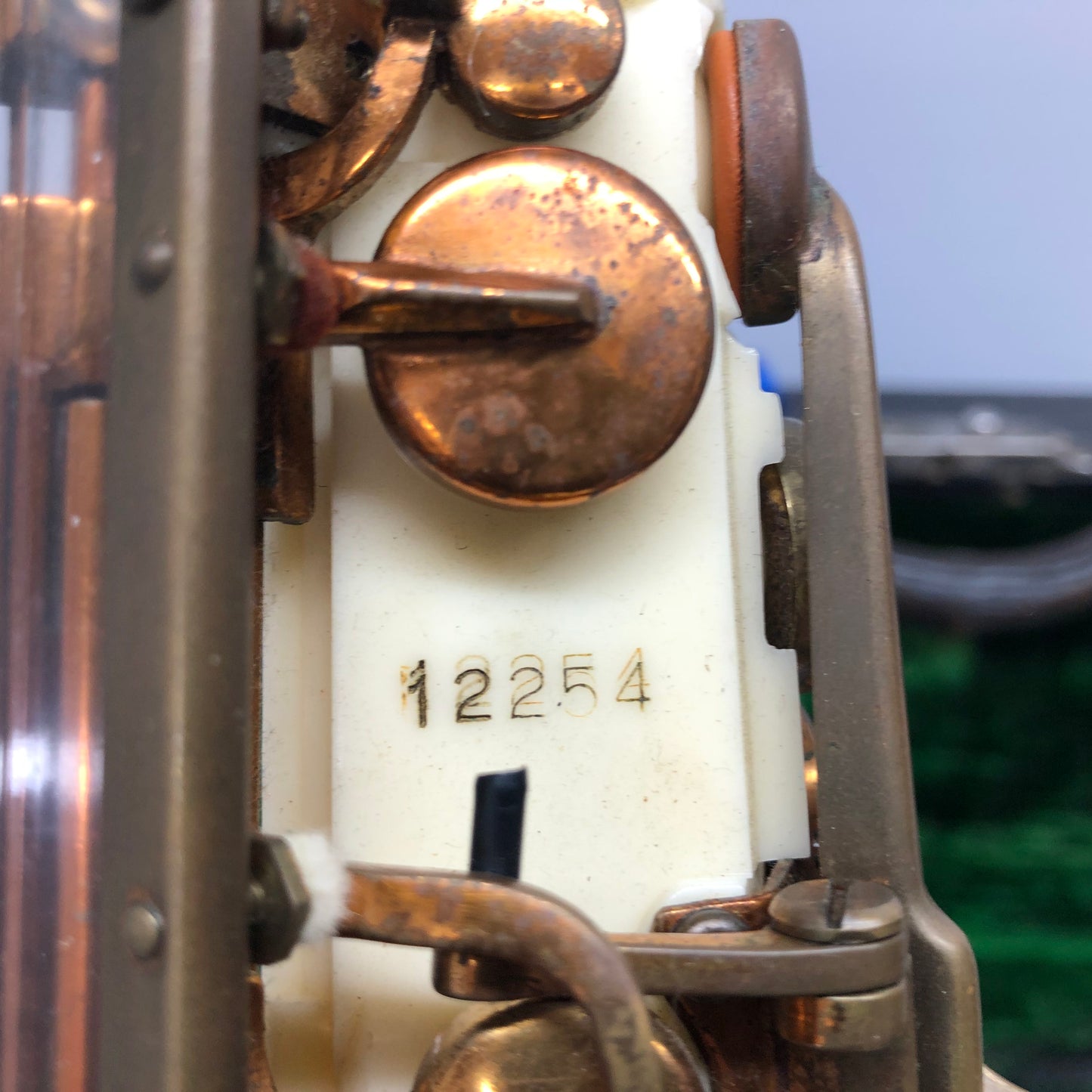 643